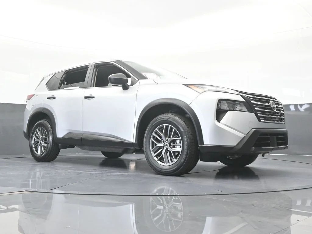 Used 2024 Brilliant Silver Metallic Nissan S image 55