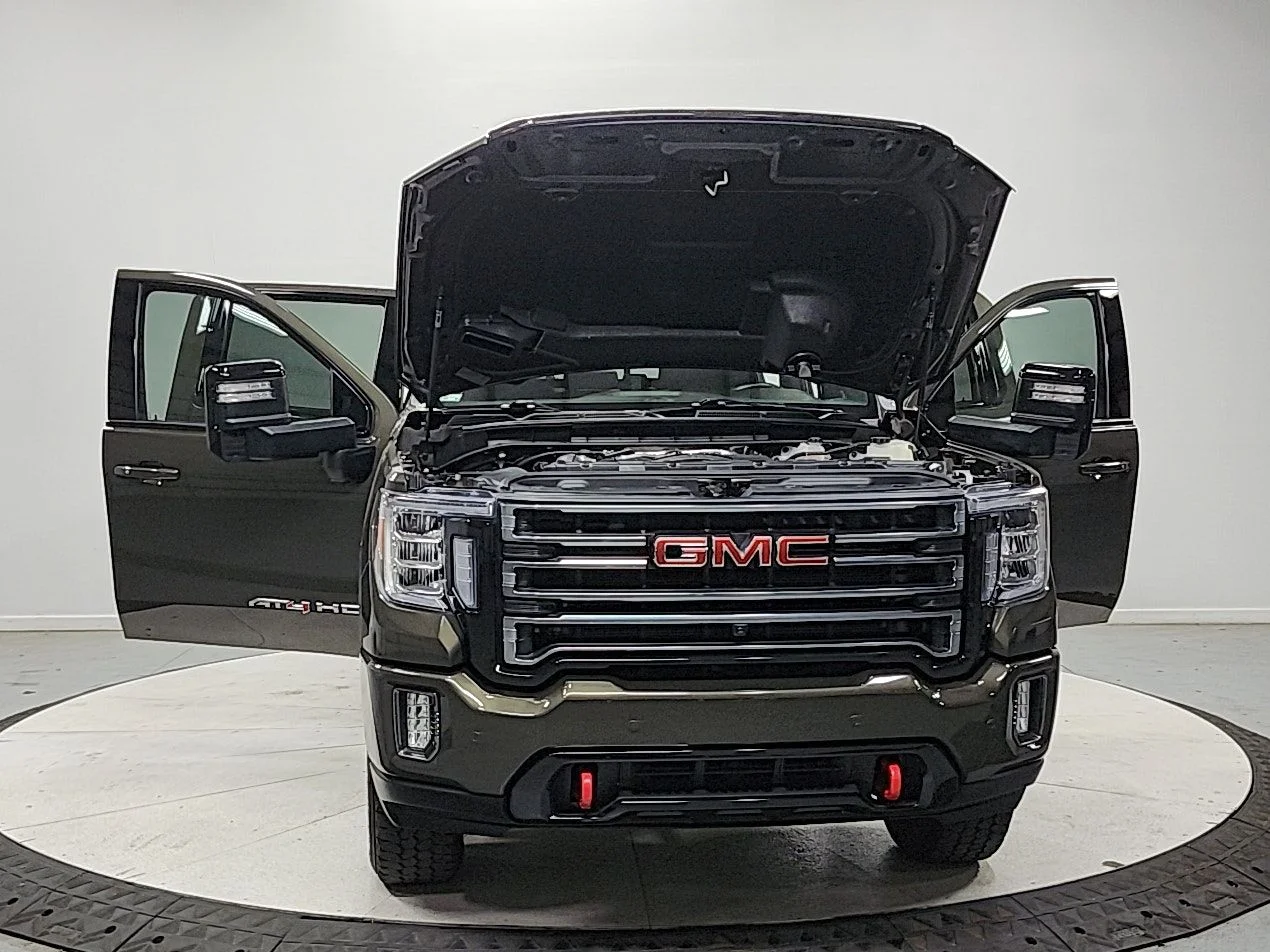 Used 2022  GMC AT4 image 10