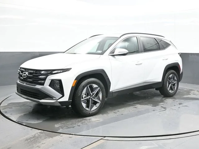 New 2026 White Hyundai SEL Premium image 1