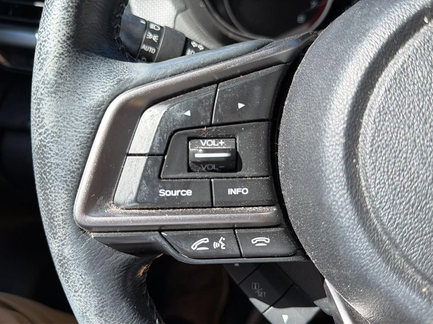 Used 2023 Ice Silver Metallic Subaru Premium image 20
