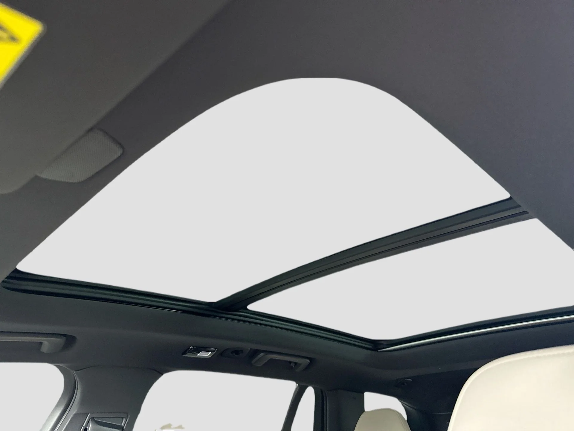 2026 Volvo XC90 Core - Photo 20