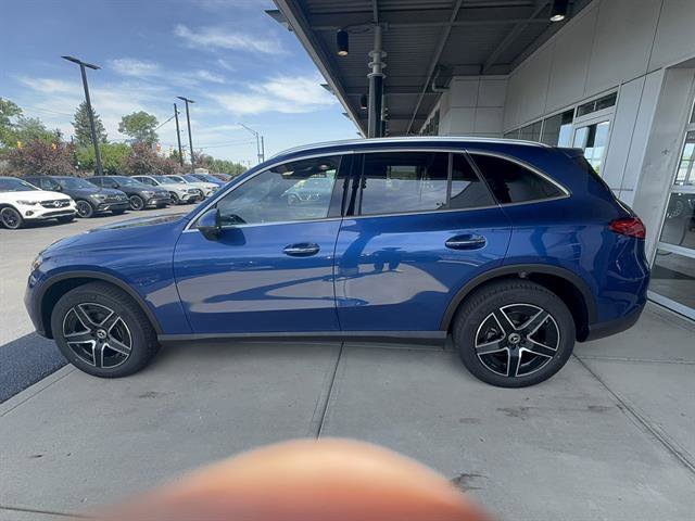New 2026 Starling Blue Metallic Mercedes-Benz AWD GLC 300 4MATIC® 4dr SUV image 18