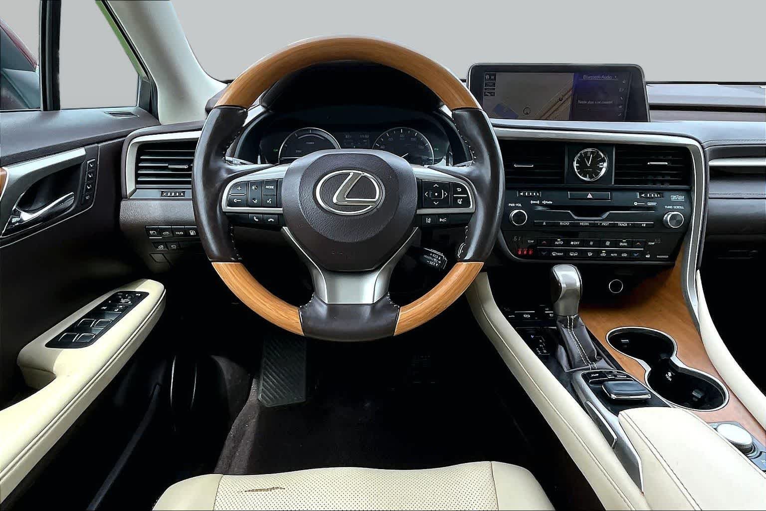 Used 2019 Matador Red Mica Lexus  image 6