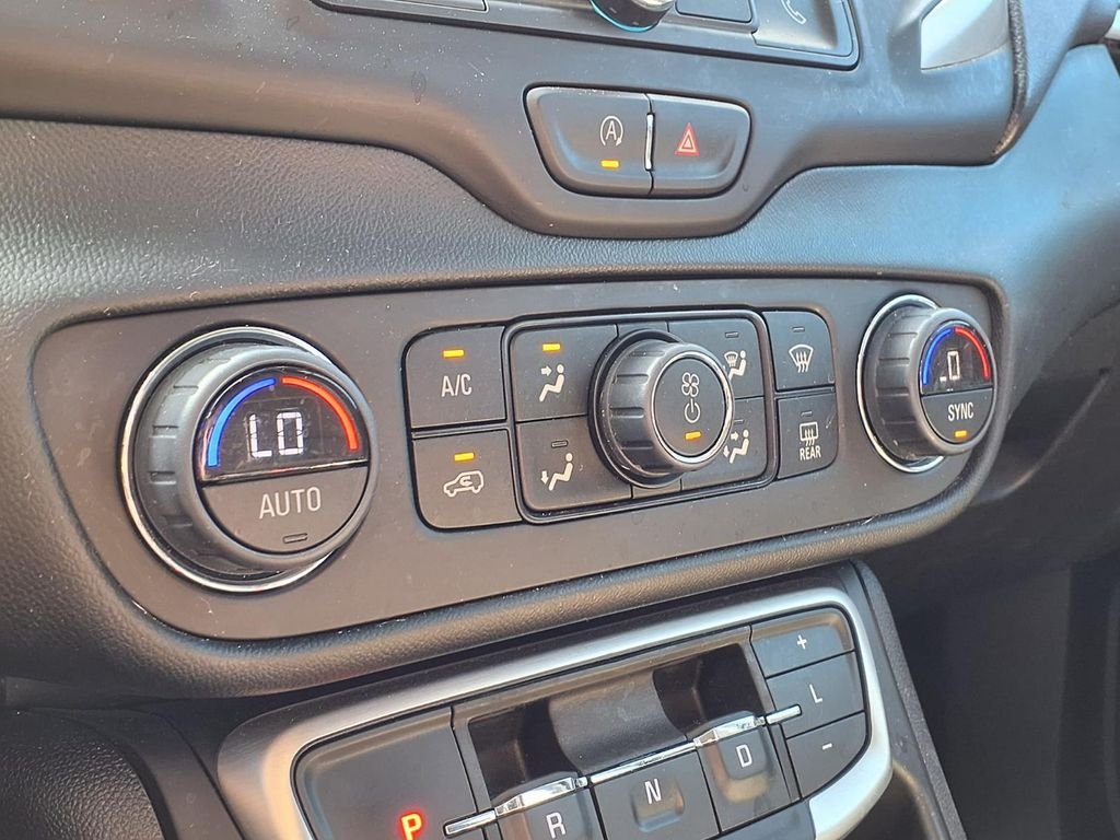 Used 2024 Black GMC SLE image 27