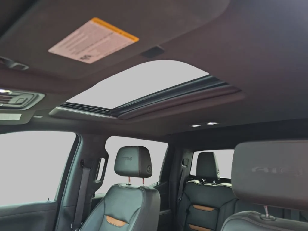 Used 2020 ONYX BLACK GMC AT4 image 33