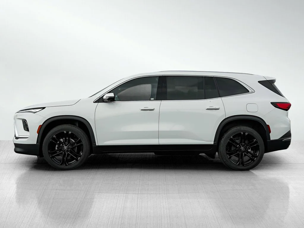New 2026 Summit White Buick Preferred image 4