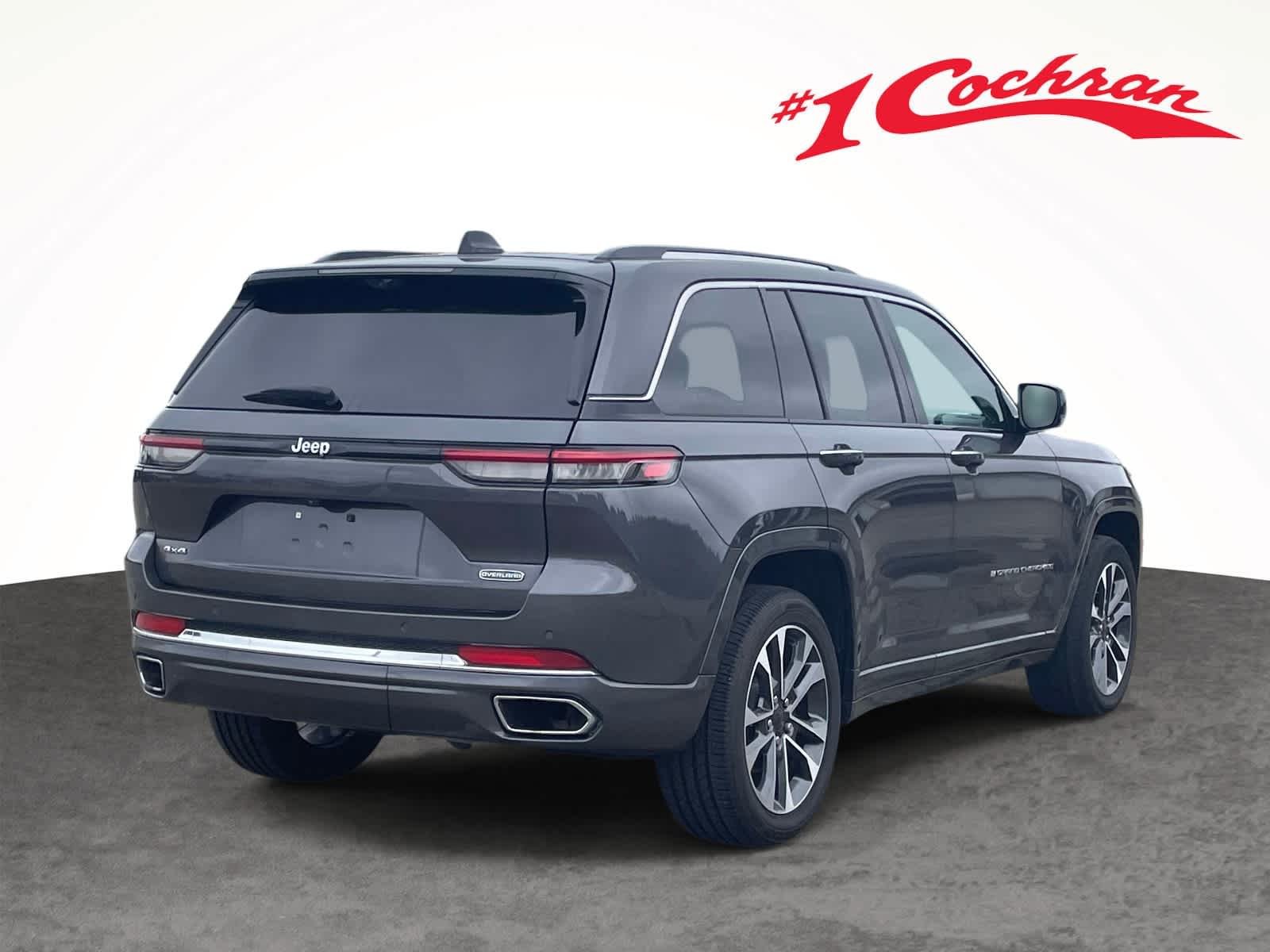 Used 2023 Gray Jeep Overland 4x4 image 10