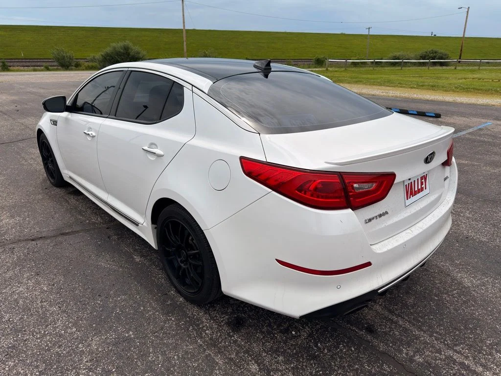 Used 2014 White Kia SXL image 8