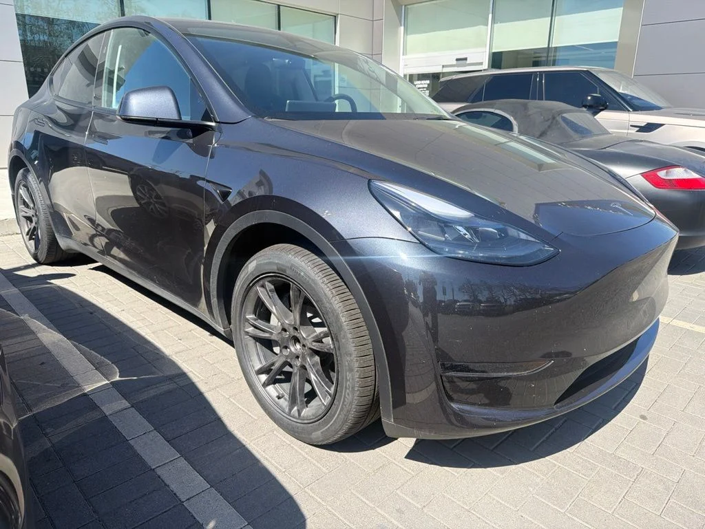 Used 2025 Tesla Model Y Long Range with VIN 7SAYGDED1SF256687 for sale in Cerritos, CA