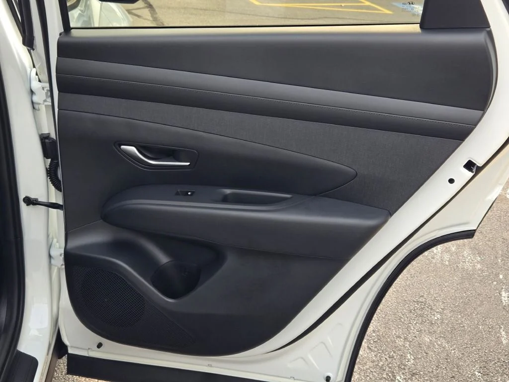 New 2026 White Pearl Hyundai SEL Premium image 9