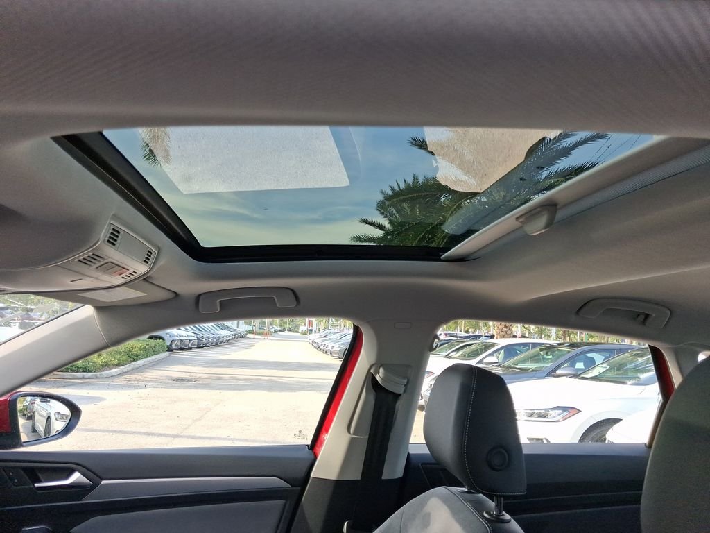 New 2027 Red Volkswagen 1.5T SE image 8
