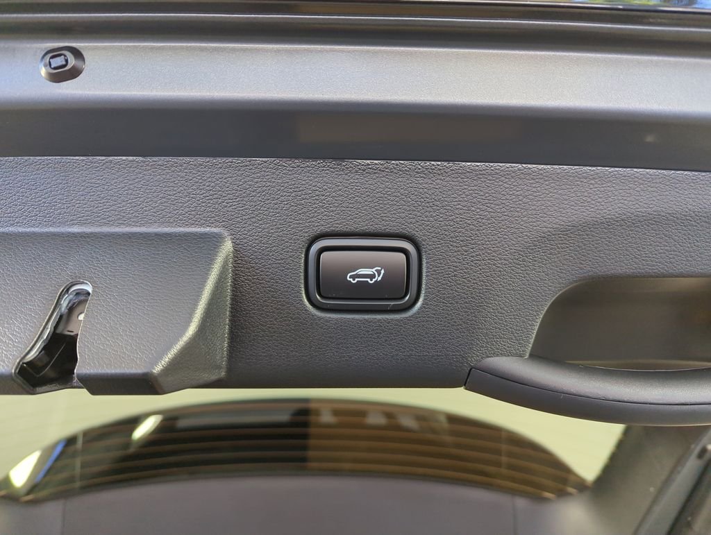 New 2026 Gravity Gray Kia SX-Prestige image 32