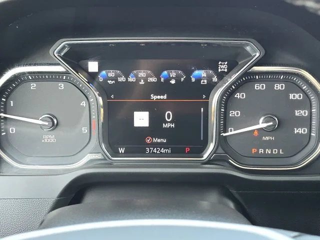 Used 2023 Black GMC Denali image 28