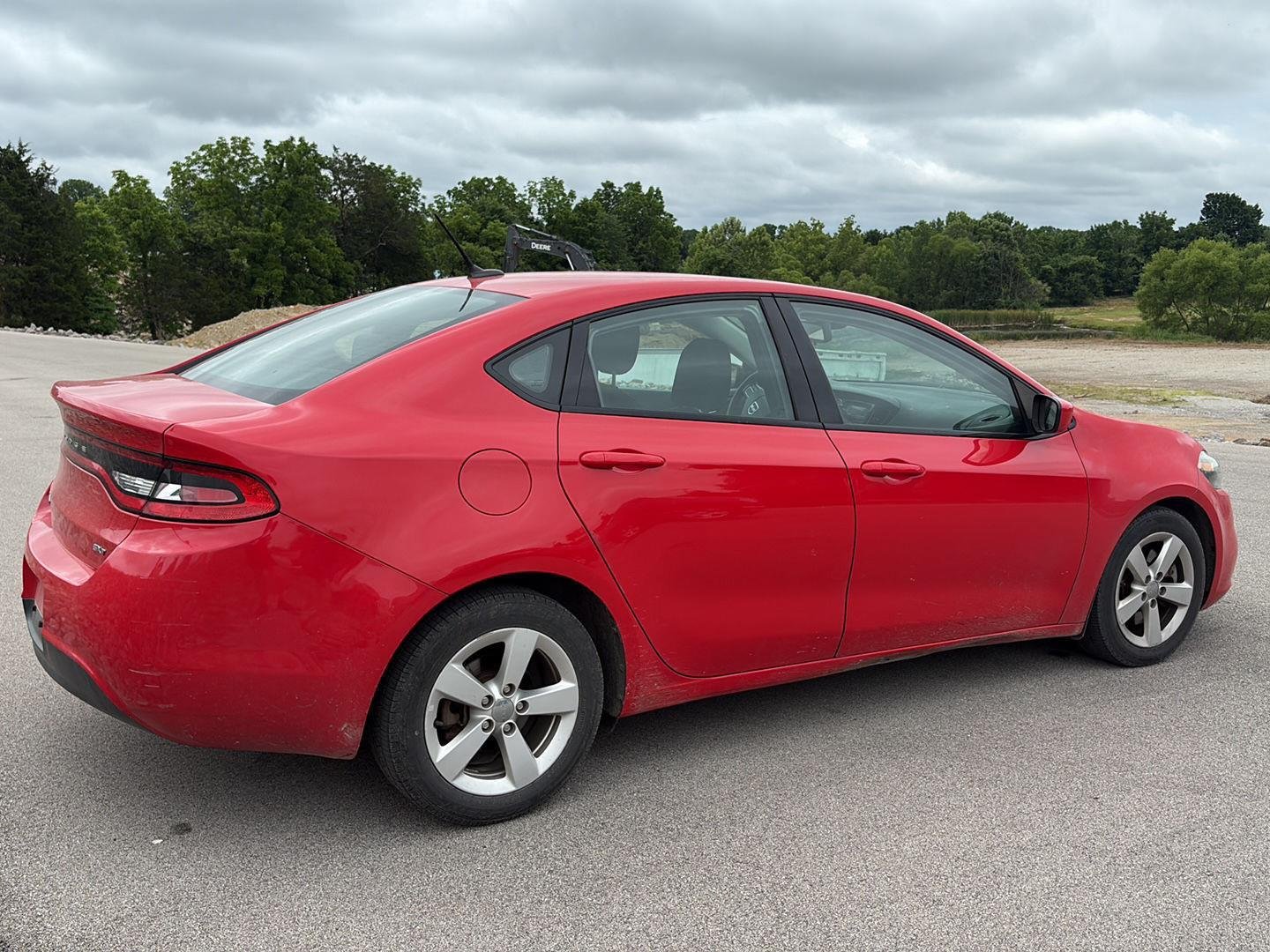 Used 2016 Torred Dodge SXT image 3