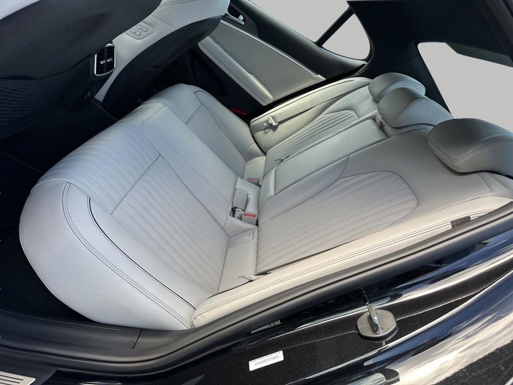 New 2026 Black Genesis 3.3T SPORT PRESTIGE image 22