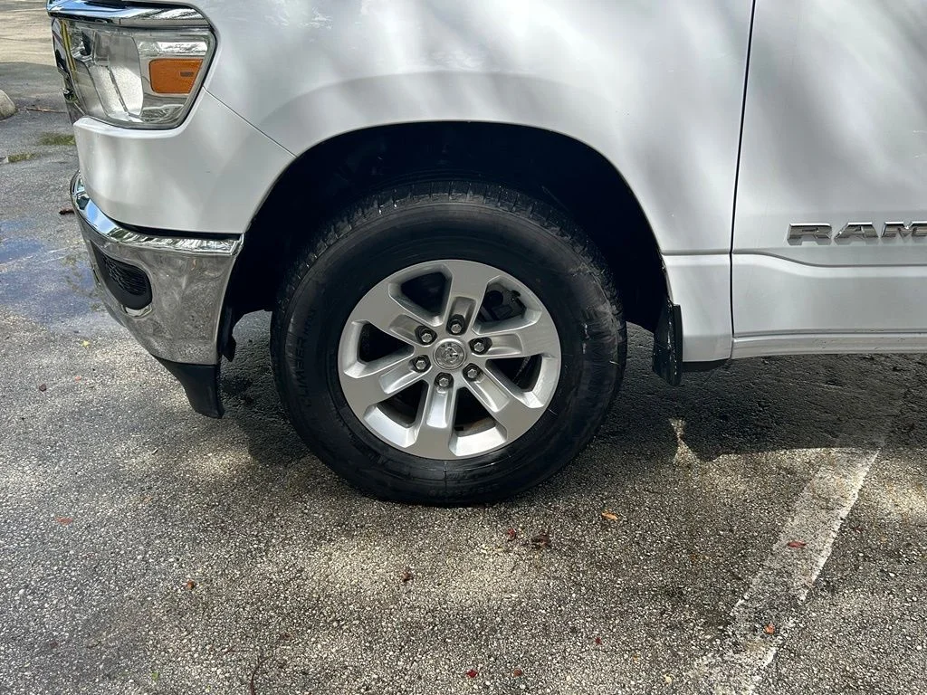 Used 2024 White Ram Laramie image 27