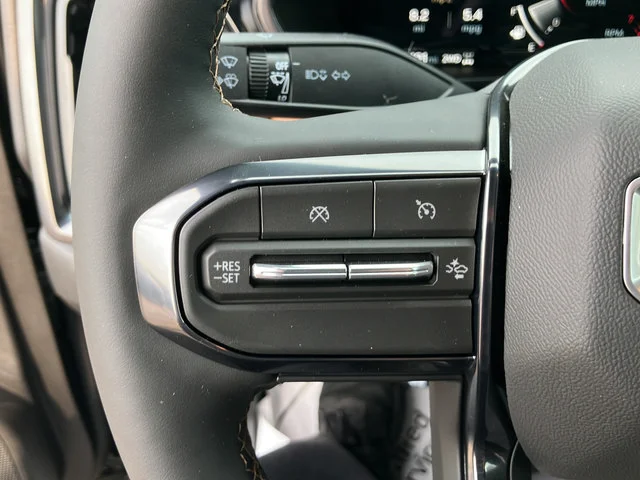 New 2026 Onyx Black GMC AT4 image 13
