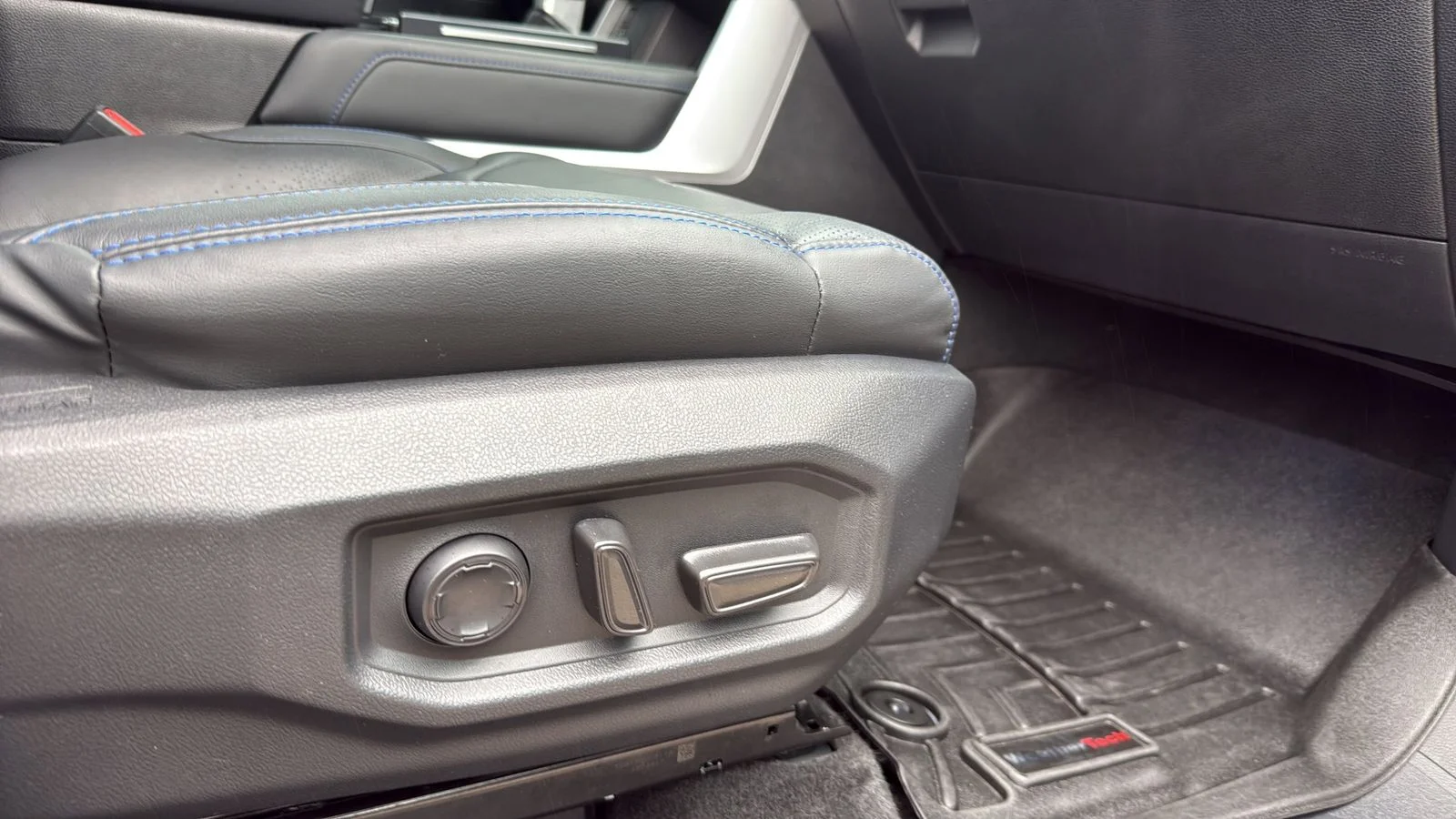 Used 2023 Blue Toyota Platinum image 23