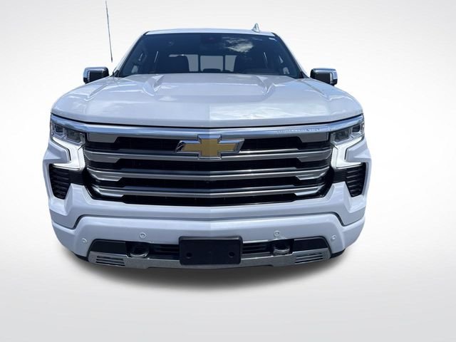 Certified Used 2024 Pearl Chevrolet High Country image 10