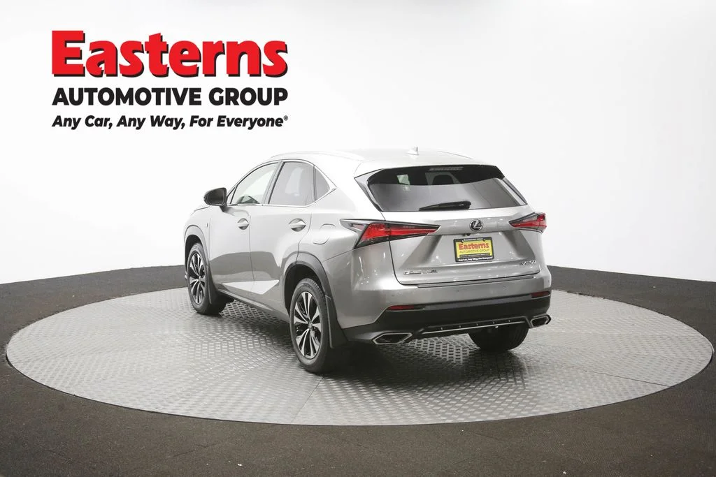 Used 2018 Silver Lexus 300 Base image 61