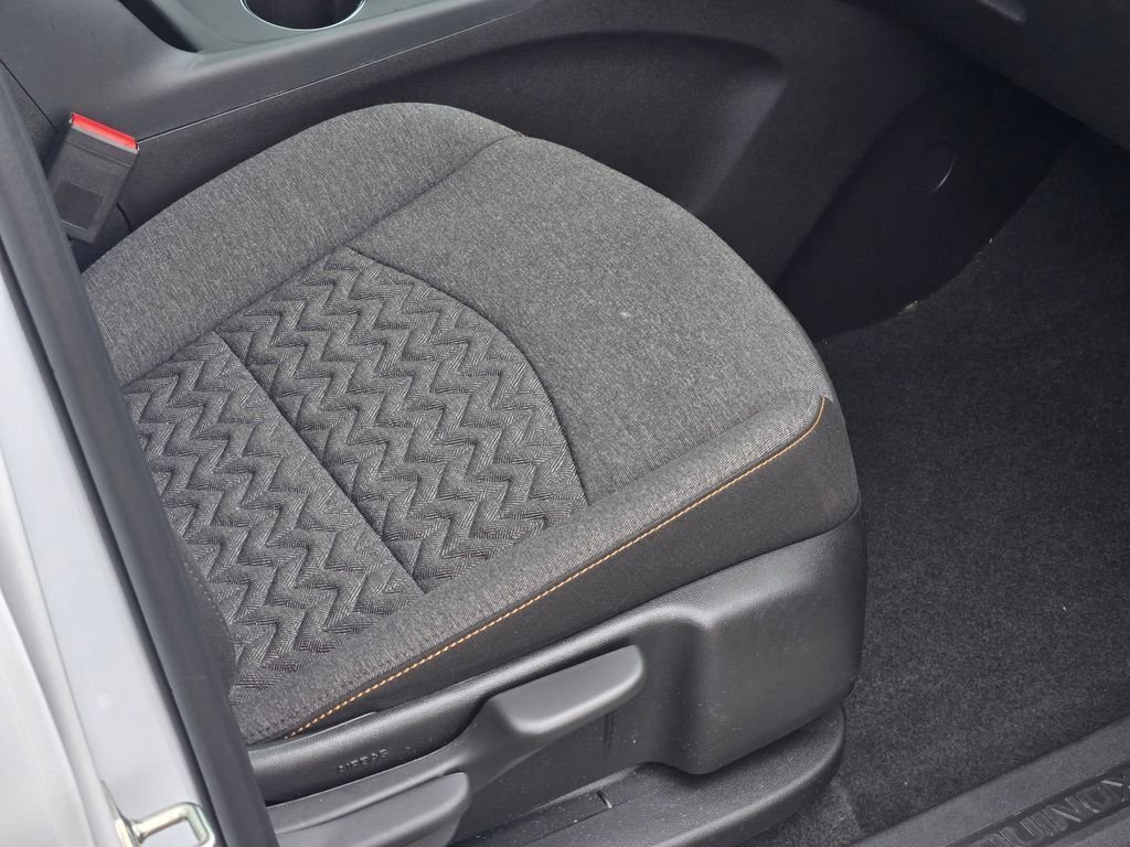 Used 2024 Summit White Chevrolet LT image 7