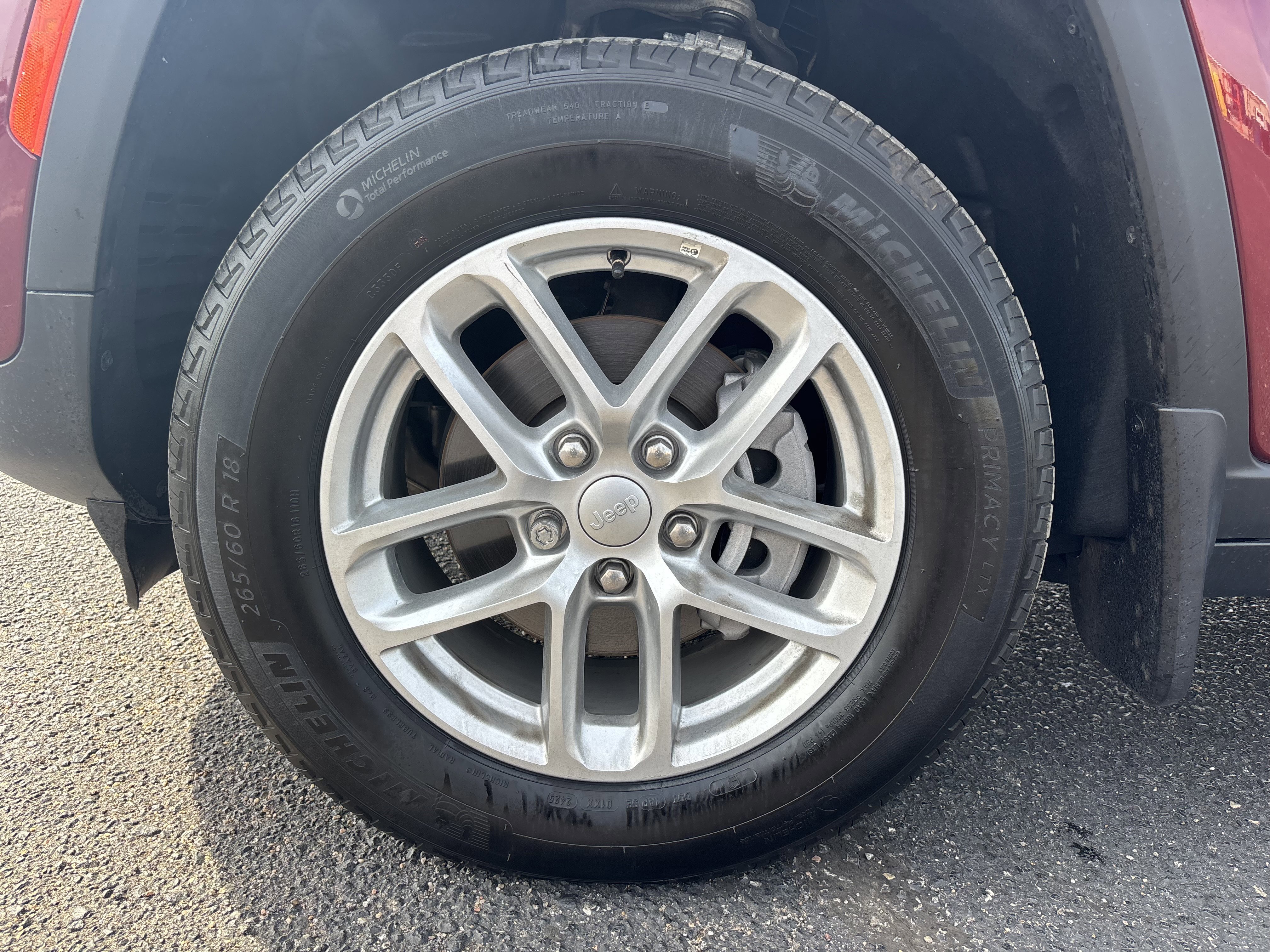 Used 2025 Velvet Red Pearlcoat Jeep Laredo X image 27