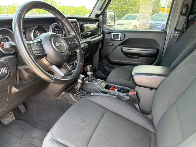 Used 2021 Gray Jeep Unlimited Sport Altitude image 18