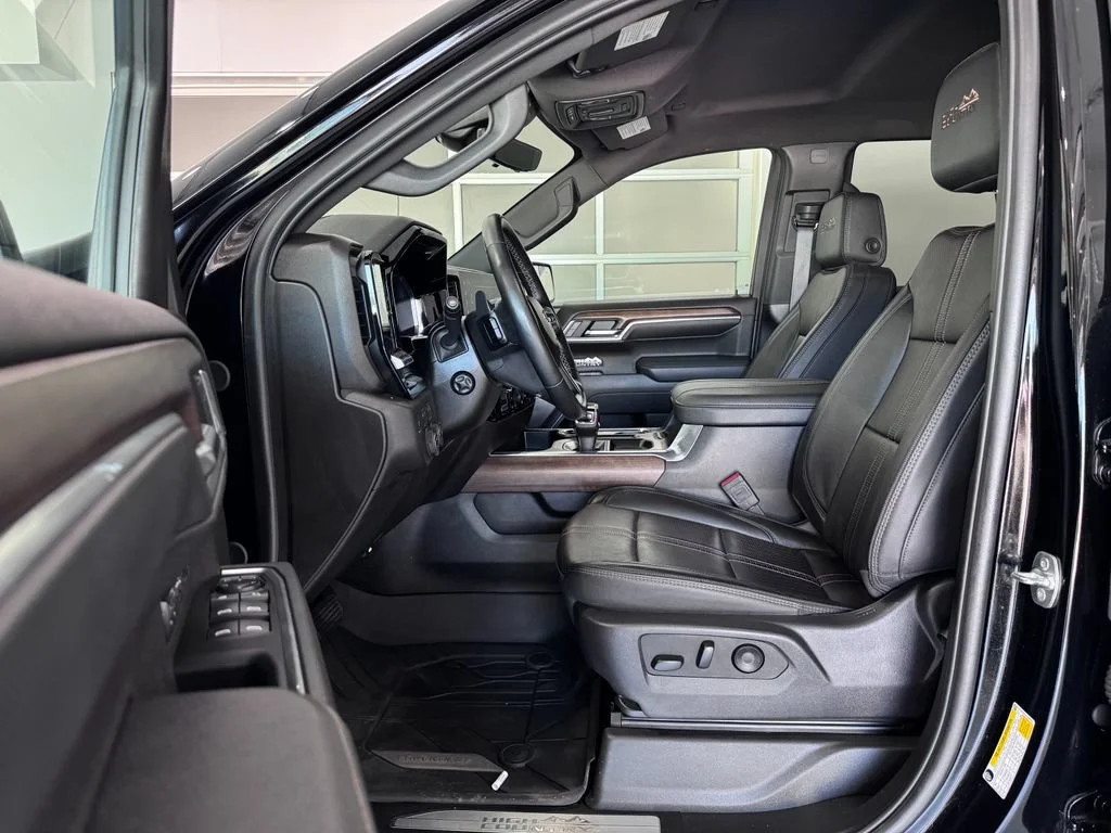 Certified Used 2025 Black Chevrolet High Country image 11