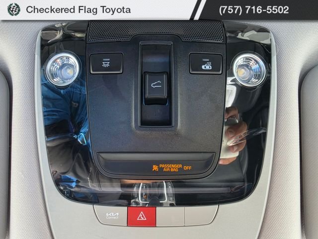 Used 2024 Gravity Gray Kia EX image 24