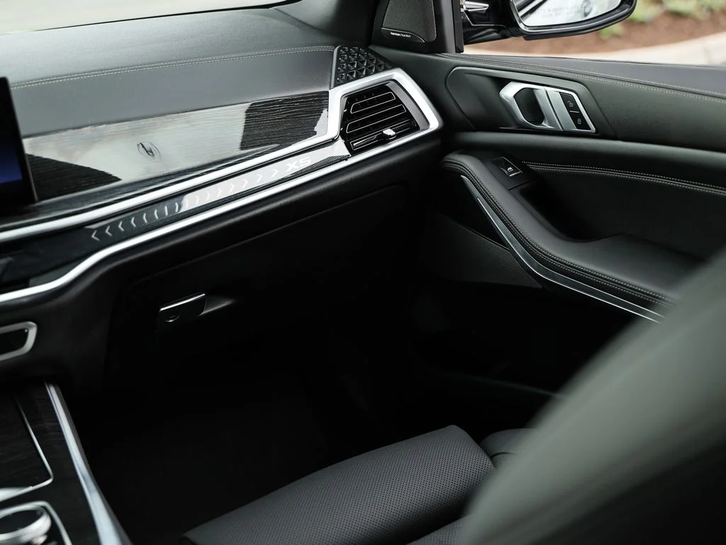 Used 2024 Brooklyn Gray Metallic BMW sDrive40i image 29
