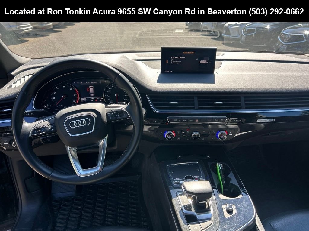 Used 2019 Night Black Audi 55 Premium image 10
