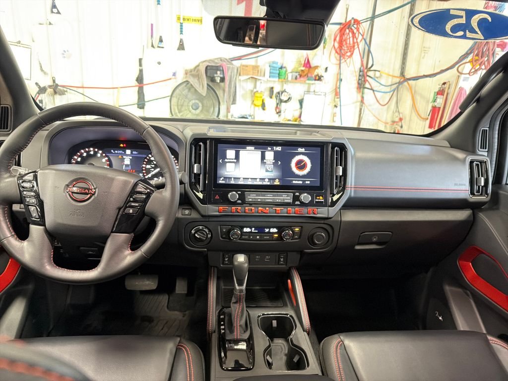 Used 2025 Black Nissan PRO-4X image 24