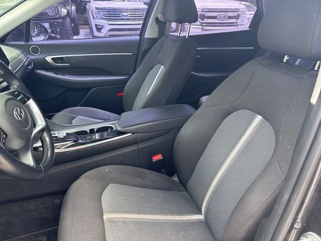 Used 2021 Portofino Gray Hyundai SEL image 6