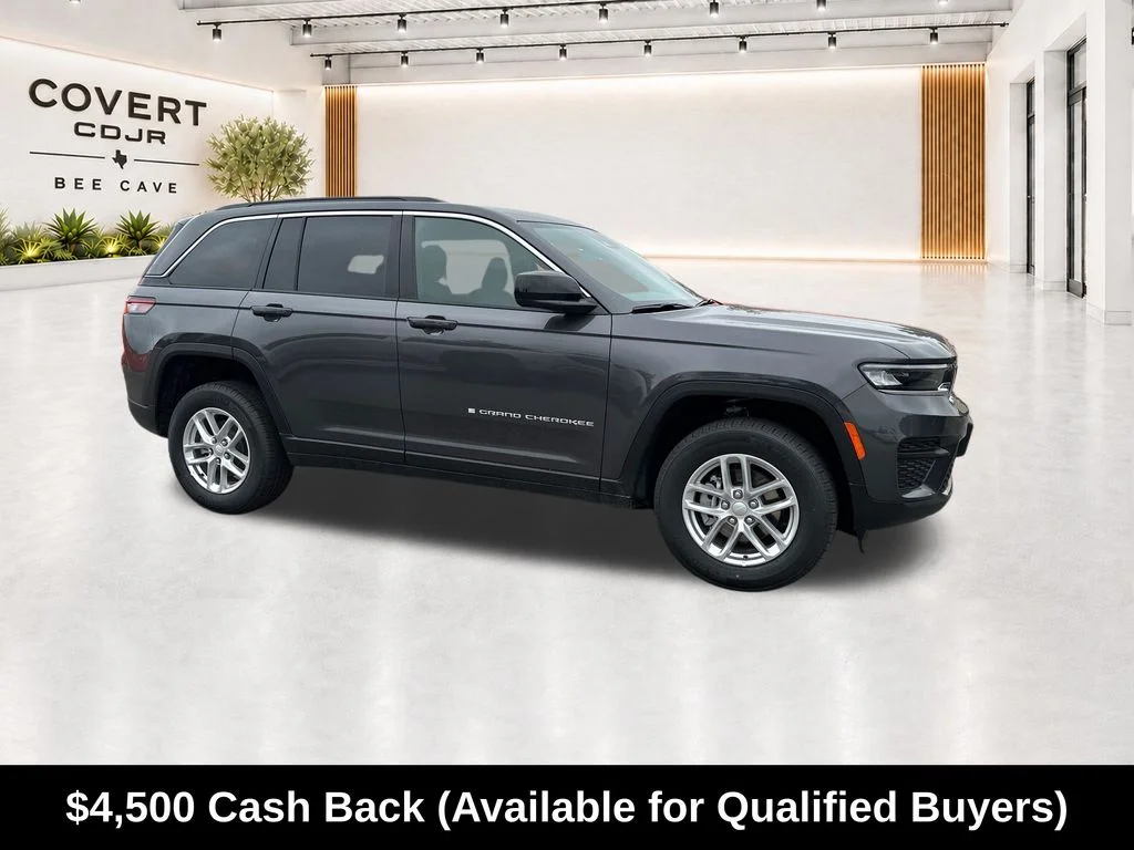 New 2026 Baltic Gray Metallic Clear-Coat Exterior Paint Jeep Laredo image 16