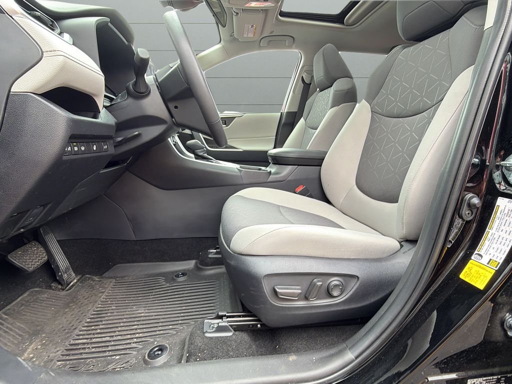 Used 2025 Black Toyota XLE image 14