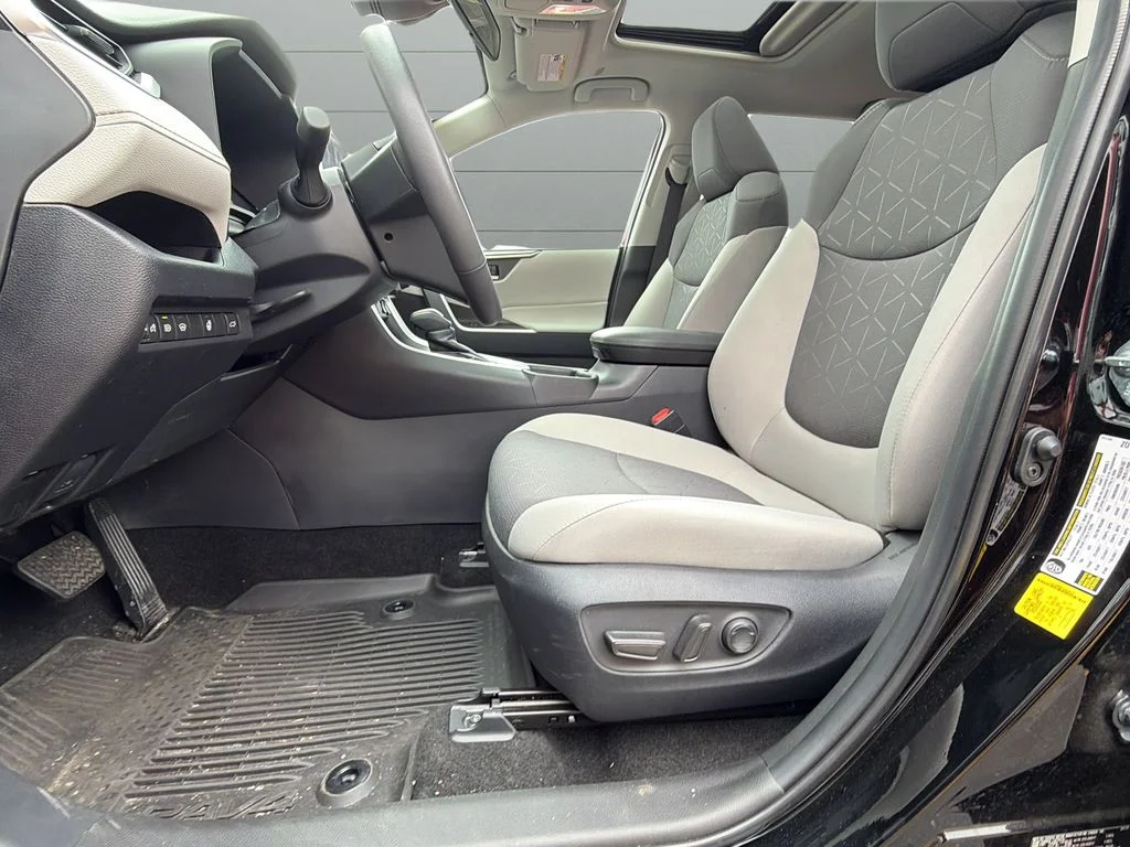 Used 2025 Black Toyota XLE image 14