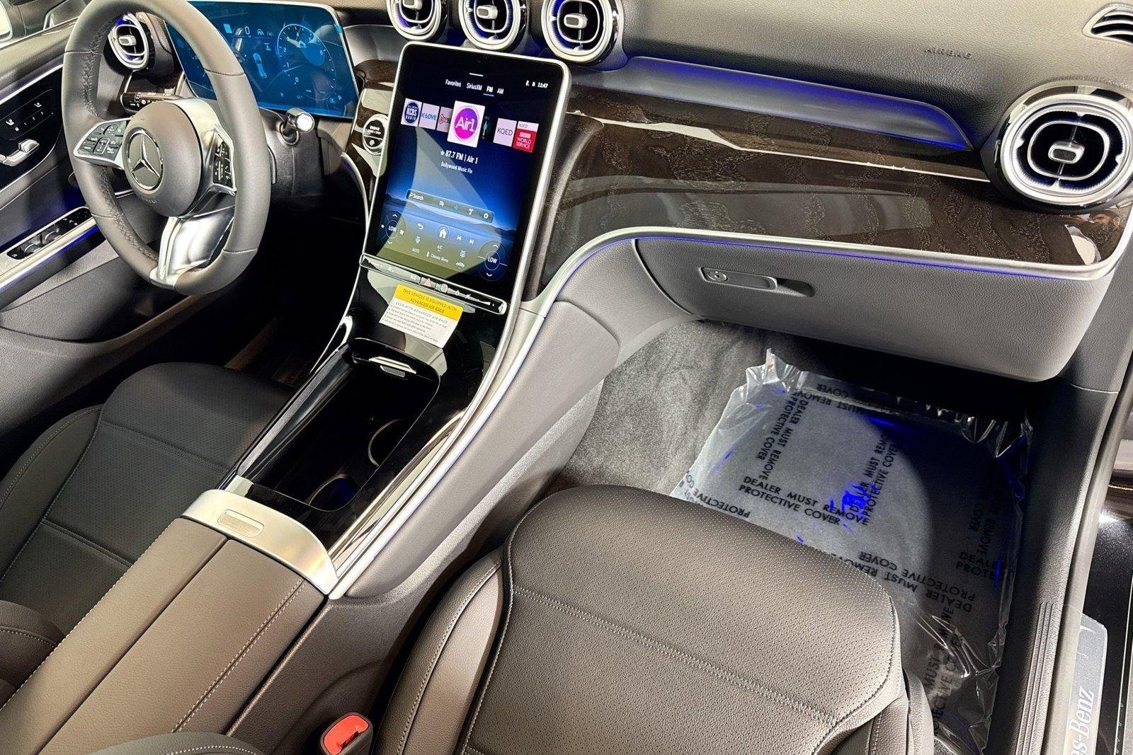 New 2026 Obsidian Black Metallic Mercedes-Benz GLC 300 image 27