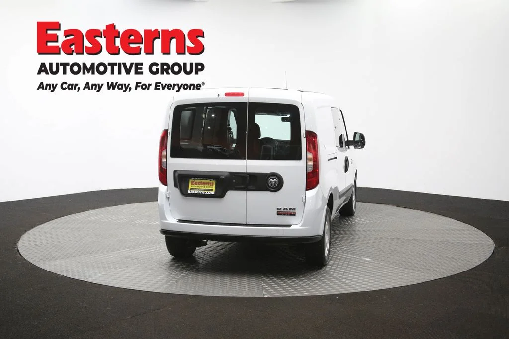Used 2022 White Ram Base image 35