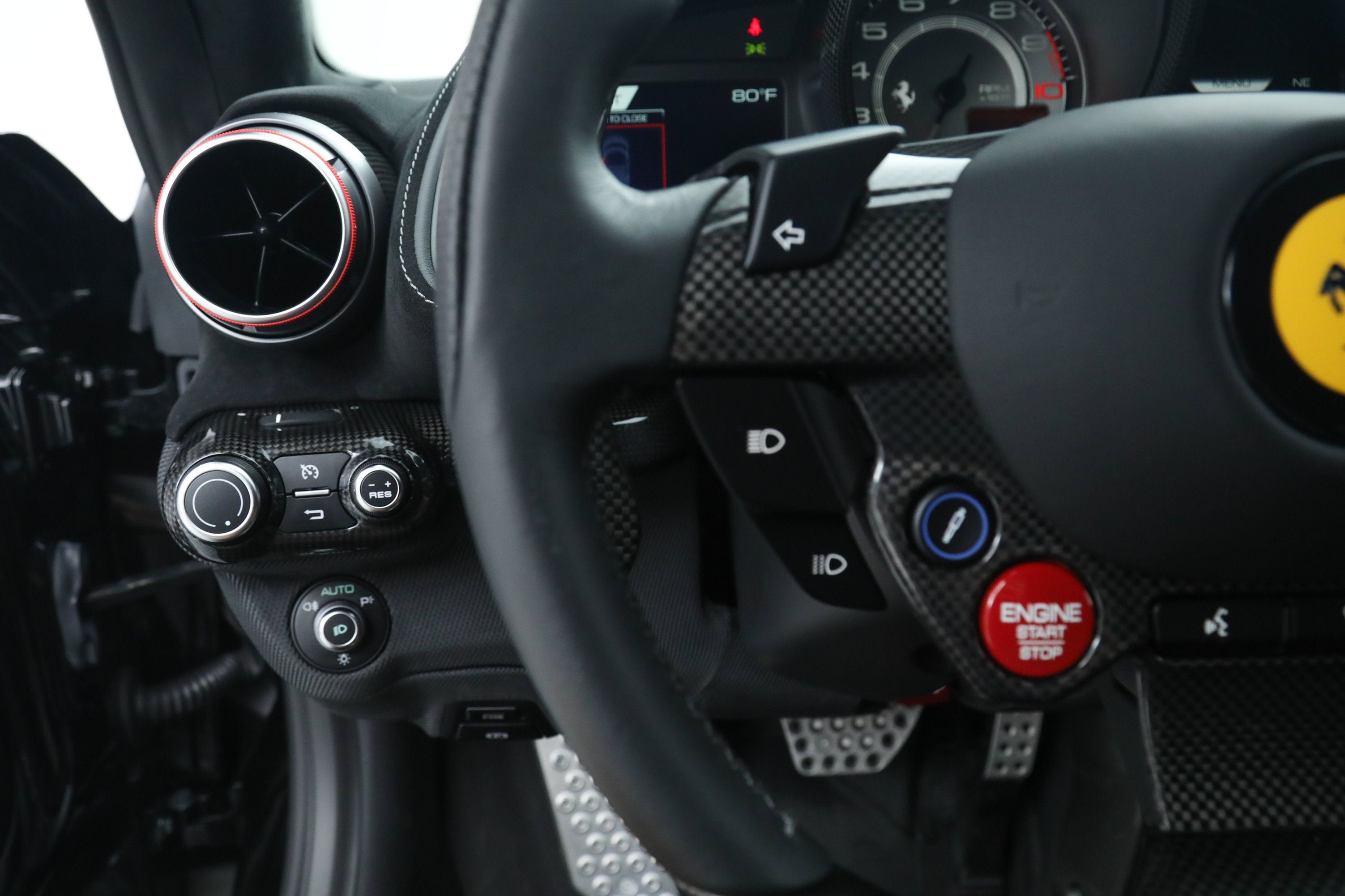 Used 2022 Nero Ferrari  image 31