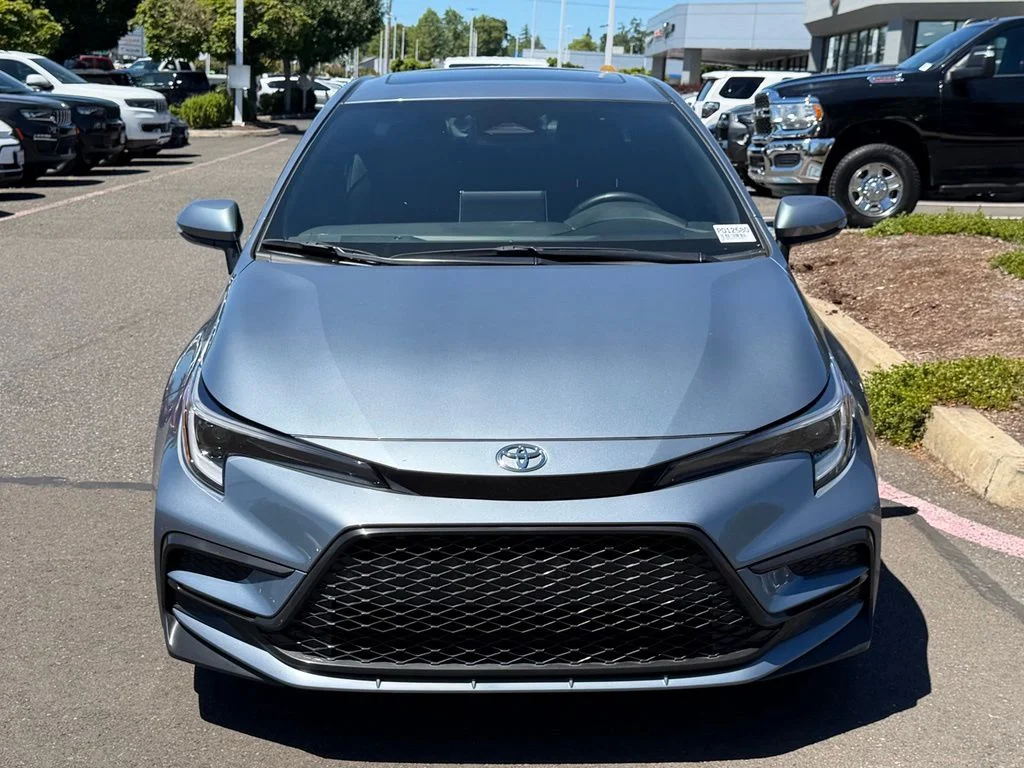 Used 2025 Celestite Toyota SE image 3
