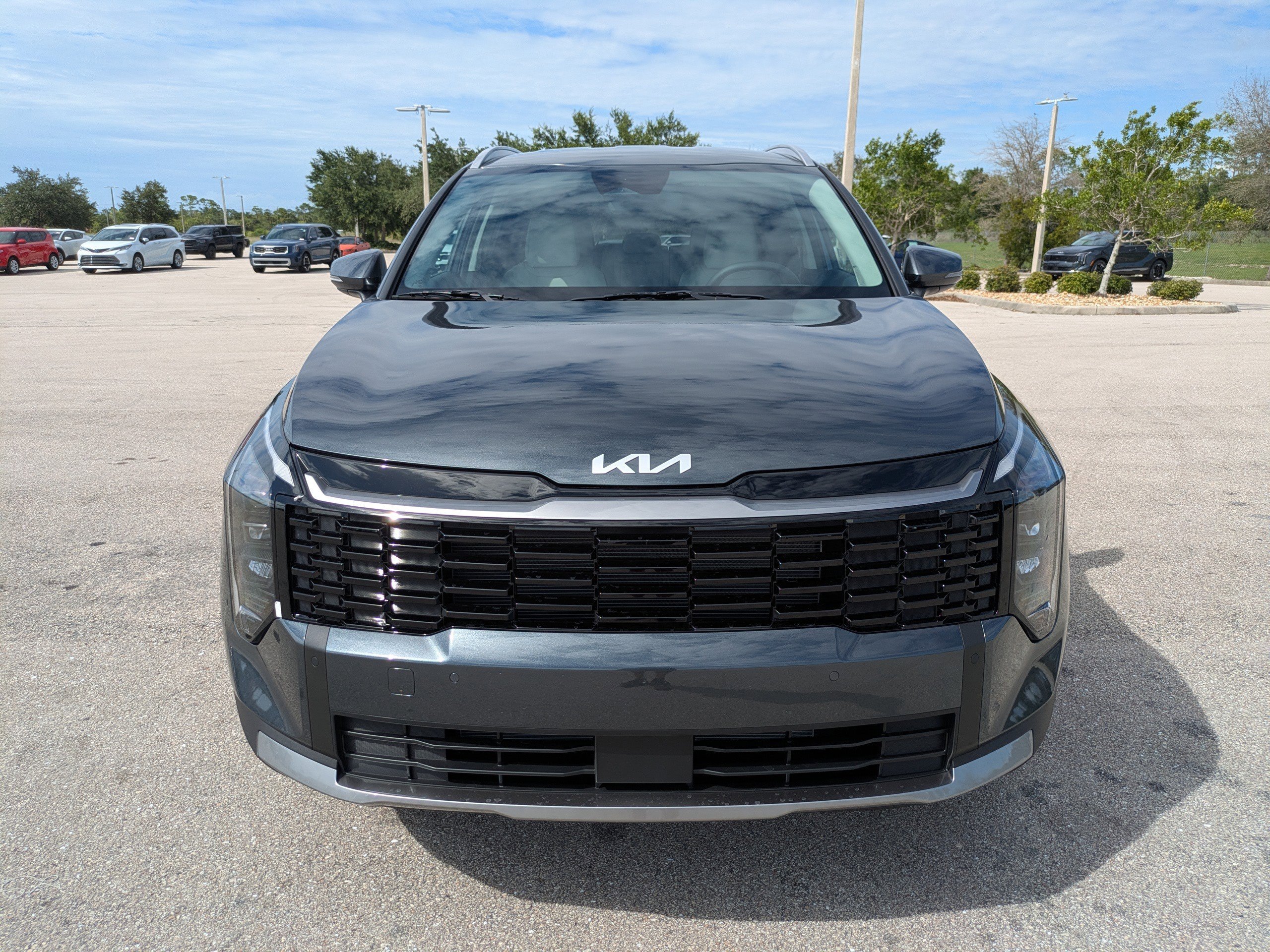 New 2026 Gravity Gray Kia EX image 11