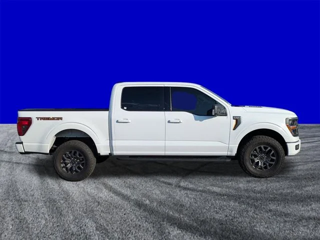 Certified Used 2025 Oxford White Ford Tremor image 3