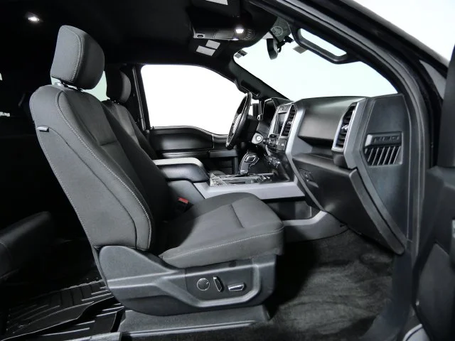 Used 2018 Black Ford XLT image 12