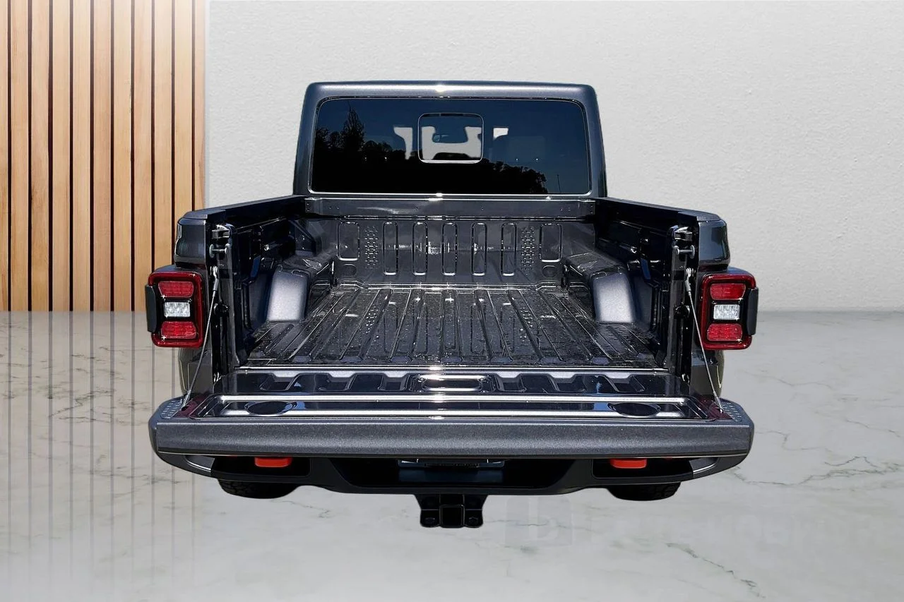 New 2026 Granite Crystal Metallic Clear-Coat Exterior Paint Jeep Mojave image 19