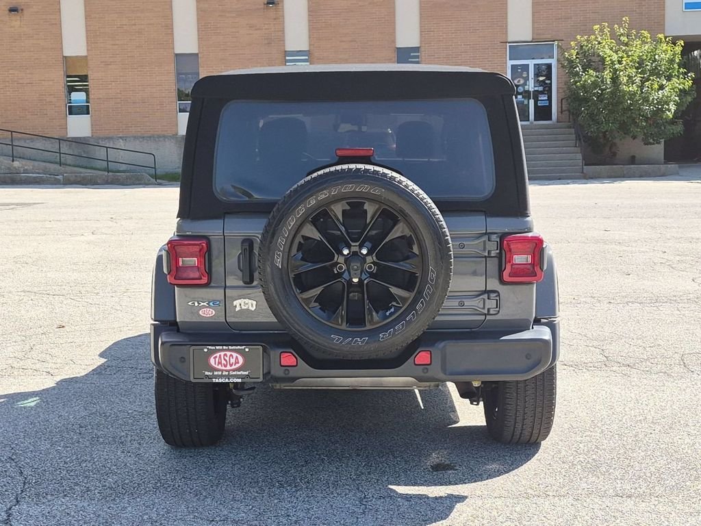 Used 2021 Gray Jeep Unlimited Sahara 4xe image 4