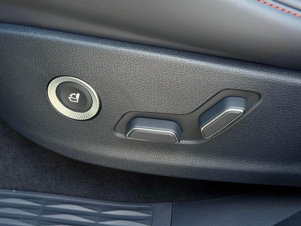 New 2027  Genesis 3.5T e-SC image 21