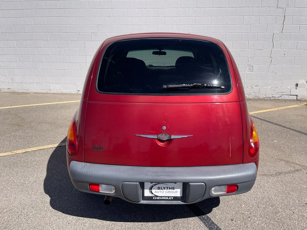 Used 2001 Red Chrysler  image 5