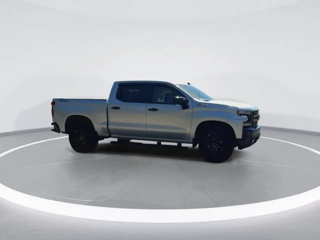 Used 2021 Silver Chevrolet LT Trail Boss image 13