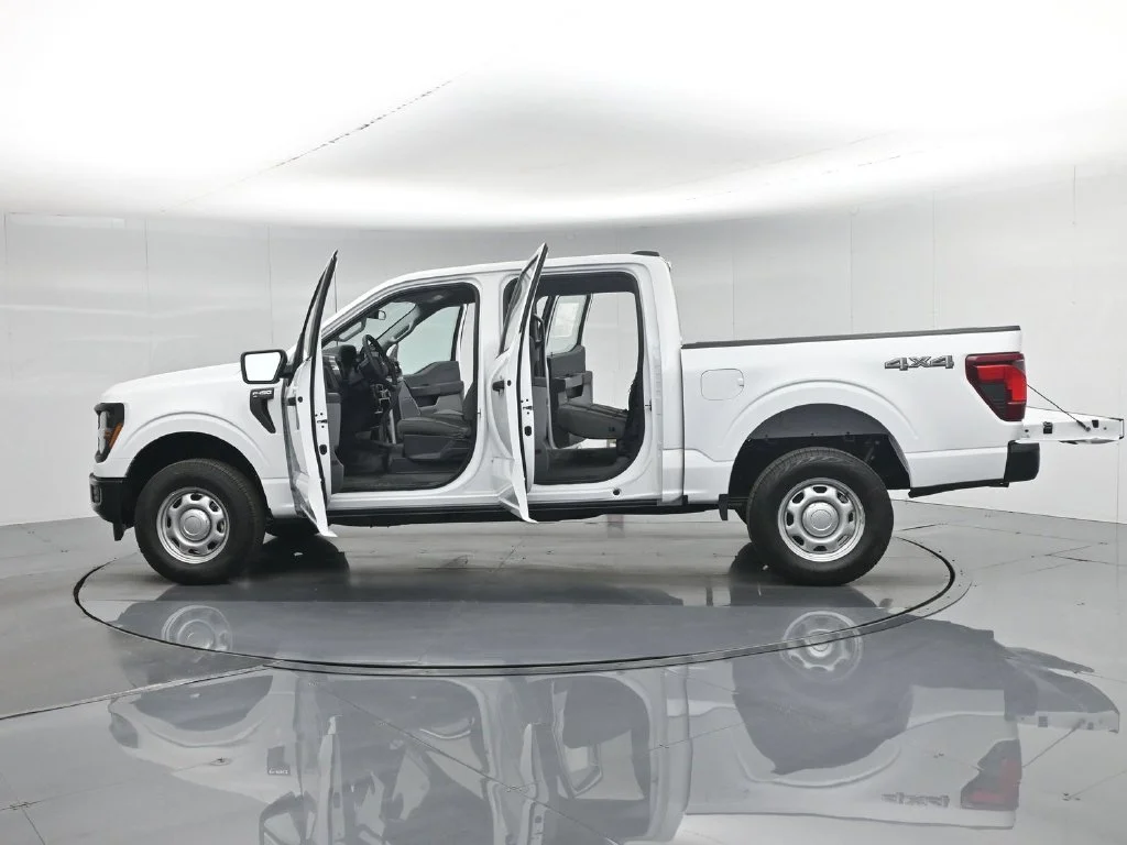 New 2026 White Ford XL image 33