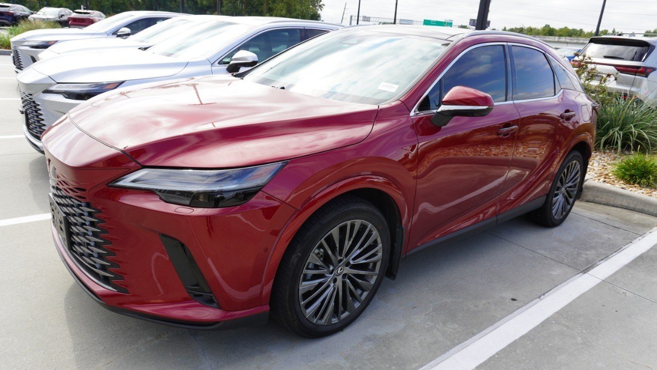 Certified Used 2025 Red Lexus RX 350h Luxury image 4